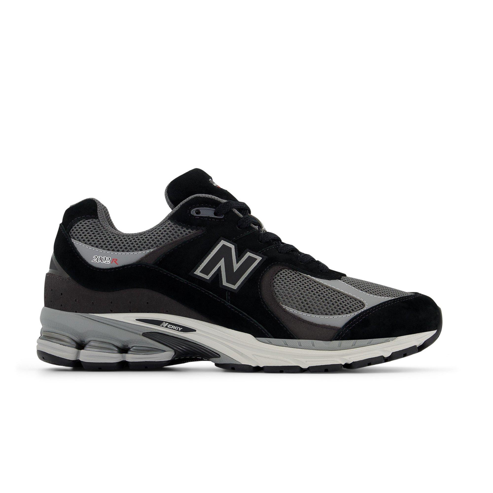 New Balance 2002R Black/Castle Rock Sneaker | Hibbett
